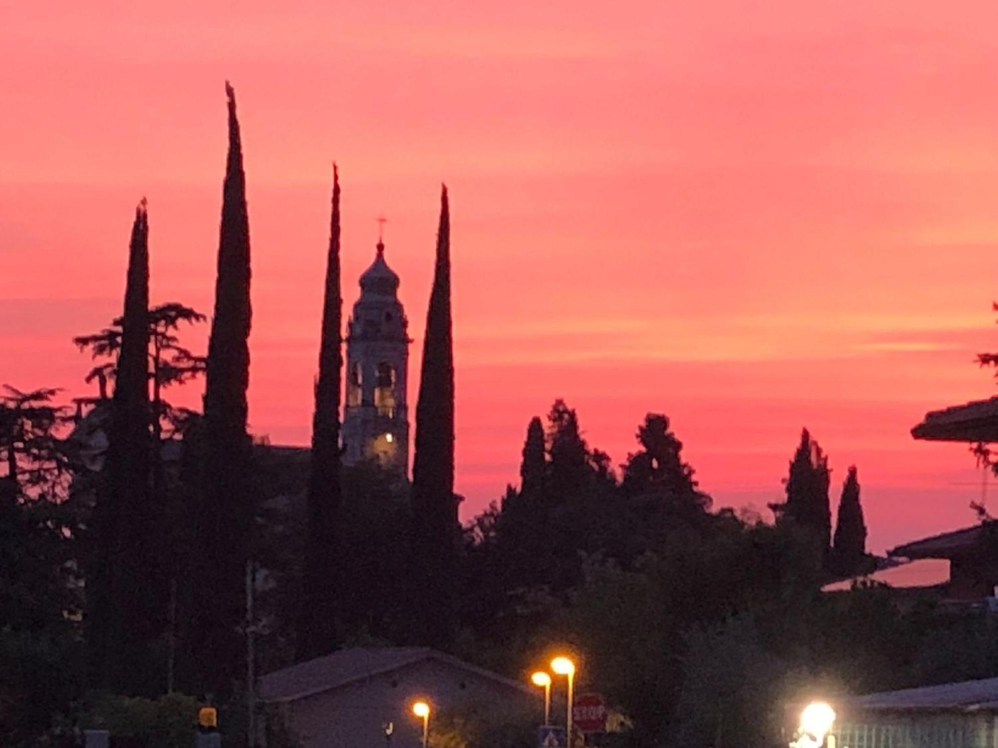 Готель I Broletti Del Garda Pacengo Di Lazise Екстер'єр фото